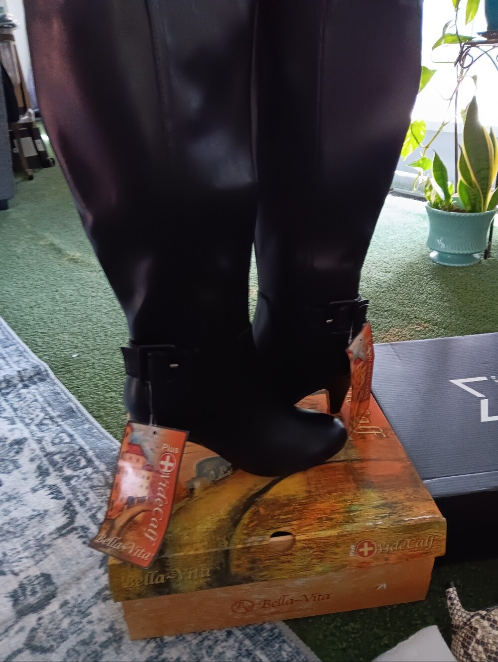 Dolce Vita High Heel Boots . Size 7.5 Wide Calf